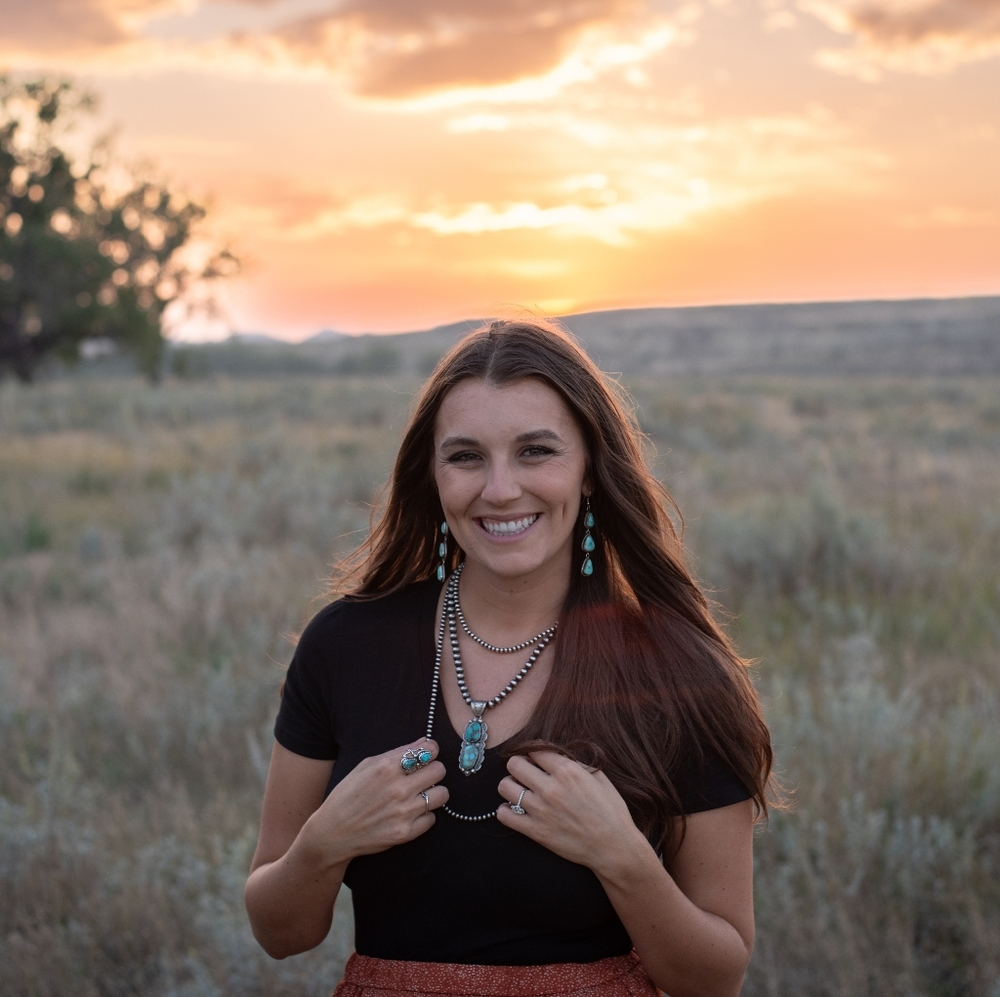 Meet your Posher, Emily